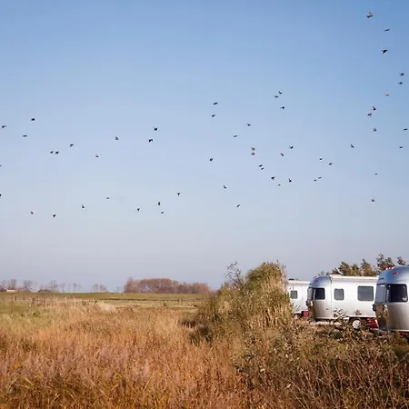 Alojamento de Acomodação e Pequeno-almoço Camp Silver Island Hideaway *