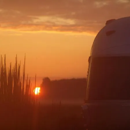 Alojamento de Acomodação e Pequeno-almoço Camp Silver Island Hideaway