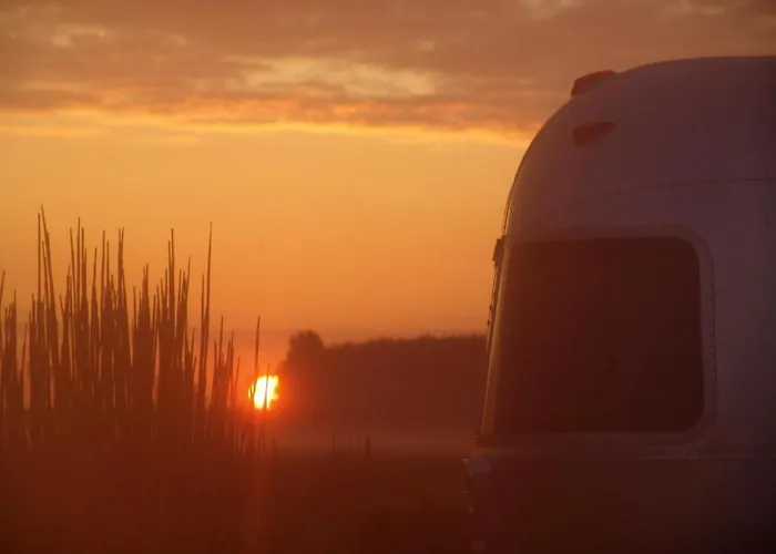 Bed and breakfast Camp Silver Island Hideaway